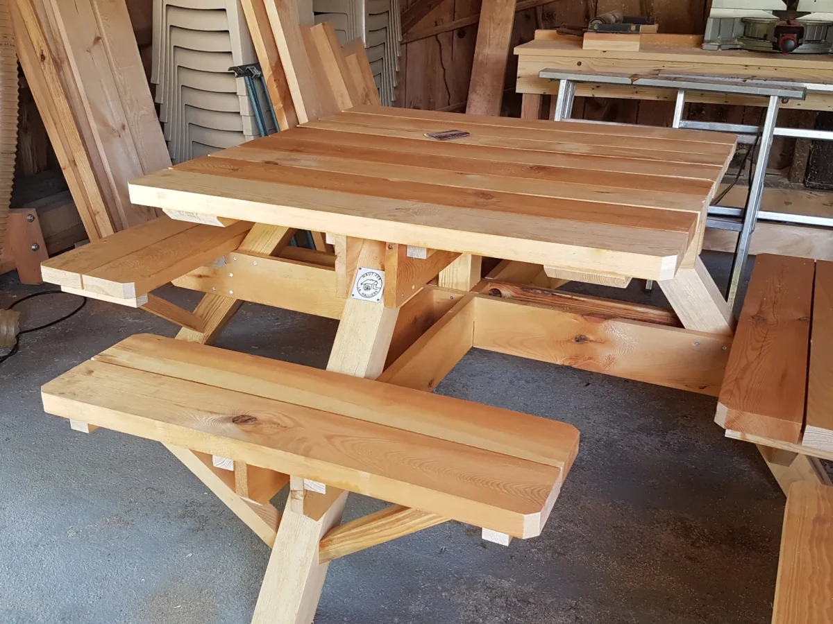 nos tables 03